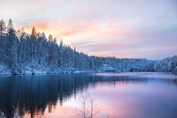 Lago en  Finlandia