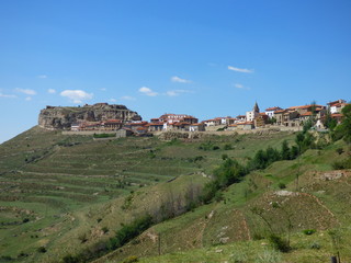 Fototapeta na wymiar Gúdar es una localidad y municipio de la comarca Gúdar-Javalambre en la provincia de Teruel, en la Comunidad Autónoma de Aragón, España