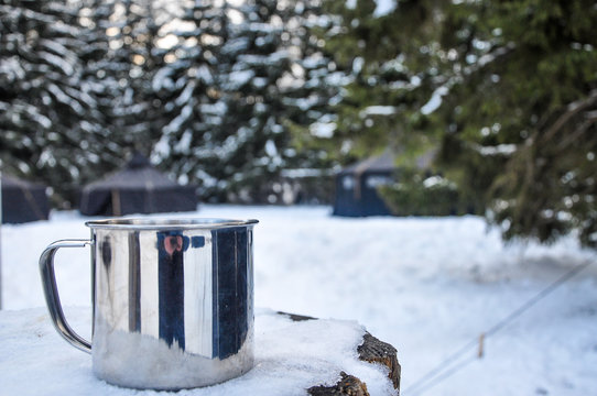 Tassenbach Bilder Durchsuchen 1,213 Archivfotos, und