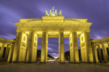 Brandenburg gate (Brandenburger Tor) in Berlin at sunset