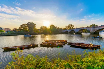 Tuinposter Richmond park river with boats © asiastock