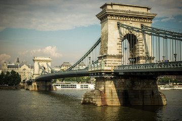Obraz premium Puentes de Budapest, hungría