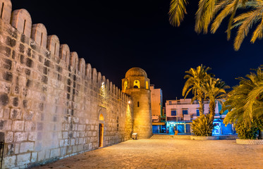 La Grande Mosquée de Sousse la nuit. Tunisie