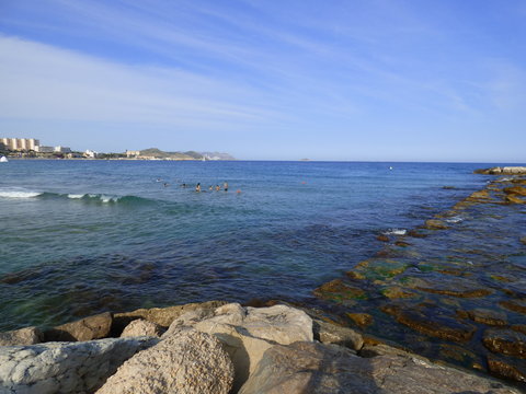 Playa de Villajoyosa​,municipio de la Comunidad Valenciana, España. Perteneciente a la provincia de Alicante y situado en la Costa Blanca