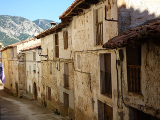 Fototapeta na wymiar Pitarque, localidad de la provincia de Teruel en Aragon, España