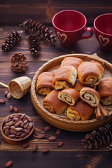 Obraz na płótnie Canvas cinnamon buns with chocolate