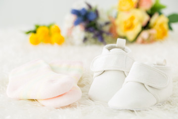 赤ちゃん用の靴と靴下
