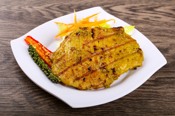 Grilled meat with green curry