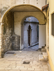 Obraz premium Empty street in Sibenik