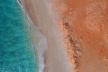 Fototapeta na wymiar Cape Leveque, NW Australia tropical coast - colours of the outback