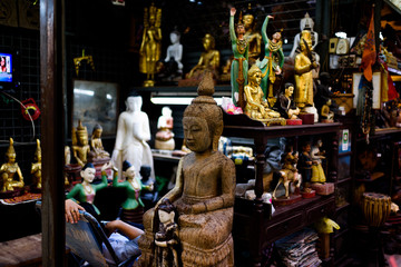 Obraz premium Chatuchak Buddha Shop