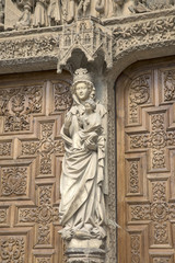 Fototapeta na wymiar Entrance of Cathedral Church, Leon
