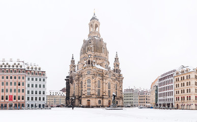 Fototapeta premium Frauenkirche im Winter in Dresden