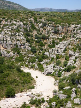 Tirig. Pinturas rupestres, Cueva de los Caballos y  Cuevas del Civil. Patrimonio de la Humanidad por la UNESCO en Barranco Valltorta,Castellón, (Comunidad Valenciana, España)