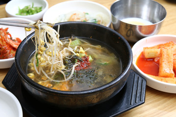 Korean Soybean Sprout Soup, Kongnamul gukbap