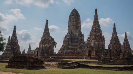 Fototapeta premium Wat Chaiwatthanaram is ancient buddhist temple, famous and major tourist attraction religious of Ayutthaya Historical Park in Phra Nakhon Si Ayutthaya Province, Thailand