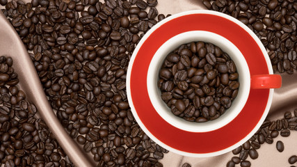Fototapeta premium Roasted coffee beans as a background