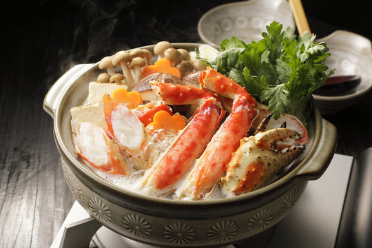 カニ鍋　Hot pot of red king crab