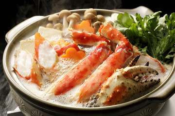 カニ鍋　Hot pot of red king crab