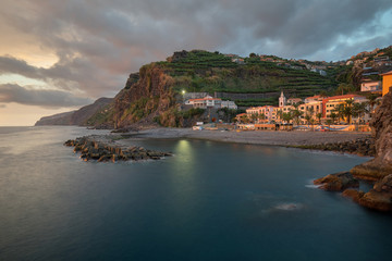 Ponta do Sol auf Madeira am Abend