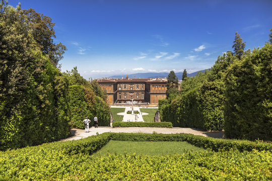 The Boboli gardens with views of the Palazzo Pitti. Florence, Italy