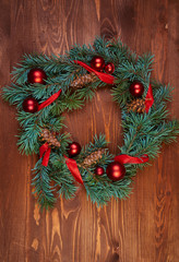 christmas wreath with red and golden balls