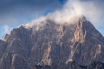 Fototapeta na wymiar Bergpanorama Col de Varda Bergstation Italien