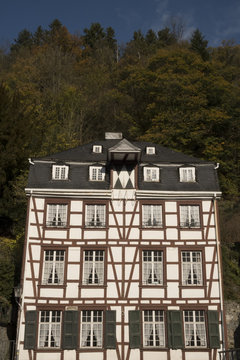 Vakwerkhuizen in Monschau in de Eifel, Duitsland