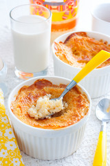 Pshennik, baked in portion forms of Russian porridge of millet, selective focus