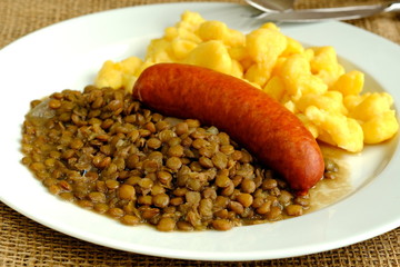 Linsengericht mit Jumbo Spätzle
