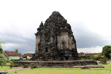 Fototapeta na wymiar Jogjakarta in Indonesia has dozens temples (beside the popular Borobudur and Prambanan). This one is Candi Kalasan Temple in the middle of residential area