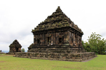 Fototapeta na wymiar Jogjakarta in Indonesia has dozens temples (beside the popular Borobudur and Prambanan). This one is Candi Ijo Temple