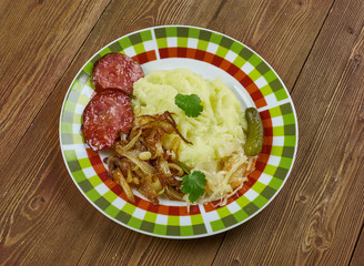 German dish  Himmel und Erde