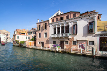 Fototapeta premium Small venetian canal, Venice, Italy