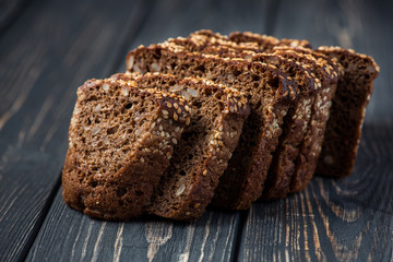rye bread with sesame