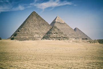 Obraz na płótnie Canvas Great Pyramids