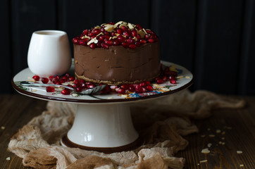 Chocolate cheesecake without baking on avocado agar