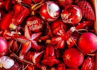 red christmas baubles background