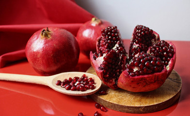 pomegranate, fruit, red, food, still life, seed, fresh, vitamin, juice, raw, vegetarian, diet, seeds, organic, painting, creative.