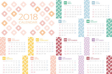 2018年　和柄のカレンダー　日本向け（祝日表記）