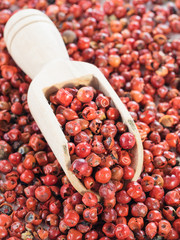 dried pink peppercorn