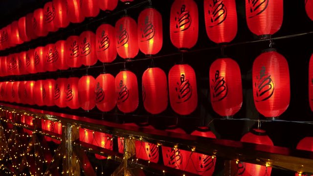 many raw of lantern light hanging up