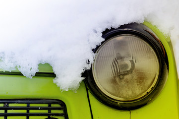 Car light with snow © hobitnjak