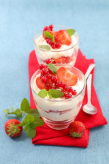 berry tiramisu or cheesecake