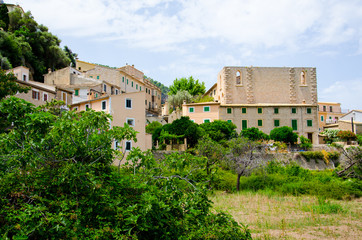 Fototapeta na wymiar Typical village of Estellencs in the Serra de Tramuntana