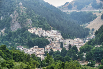 Fototapeta na wymiar Rocca Pia (L'Aquila, Abruzzi, Italy): panoramic view