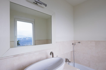 Marble bathroom well finishes