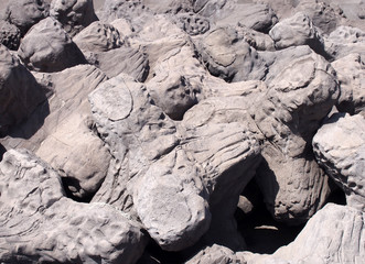 interlocking tetrapod concrete breakwater structures used in coastal defense