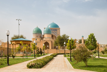 Obraz premium Shakhrisabz, Uzbekistan. Ancient complex Dorut Tilavat