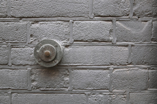 Old bell on wall © Root-Couture